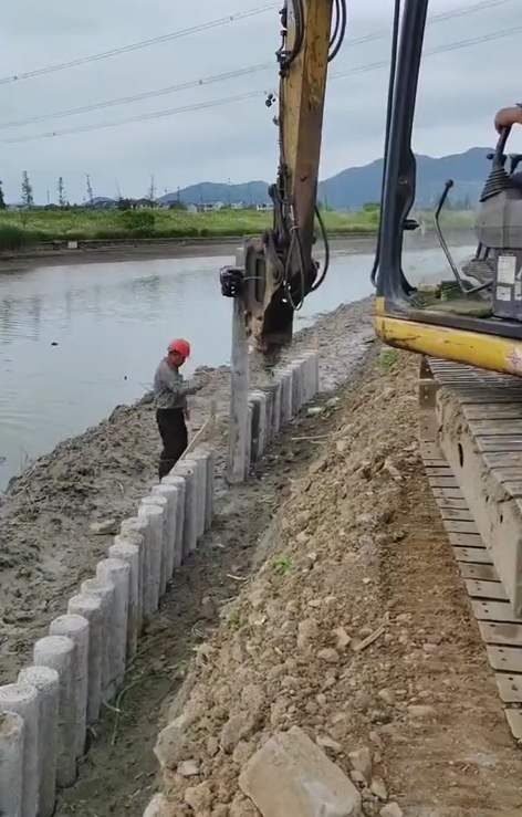 水泥樁批發(fā)廠家泓樺錦嘉 - 水泥圓樁的價(jià)格如何計(jì)算？