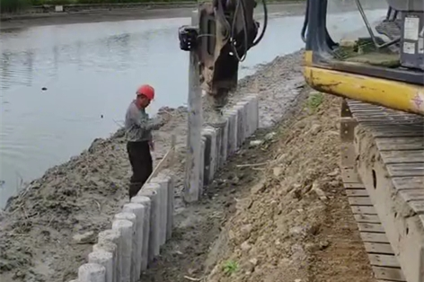 水泥樁廠家泓樺錦嘉-2米水泥樁施工多少錢一根？	