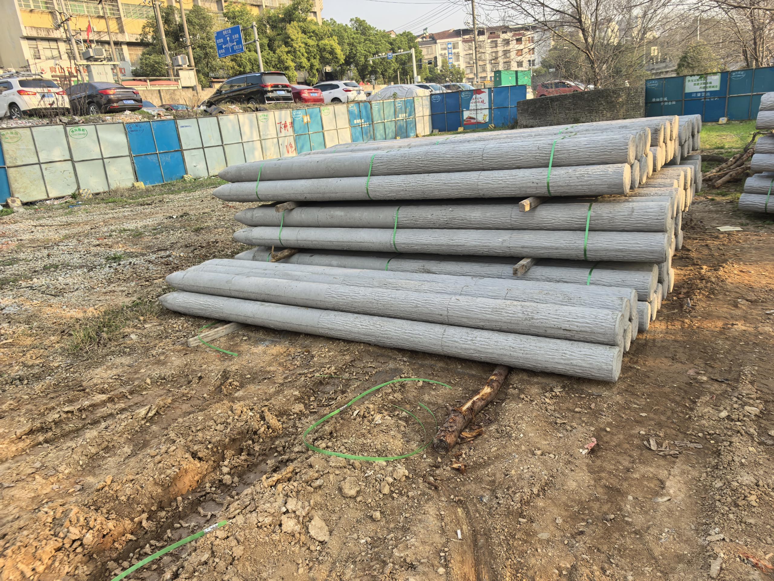 水泥仿木樁廠家泓樺錦嘉 - 水泥仿木樁適合用在河道護(hù)岸嗎？?