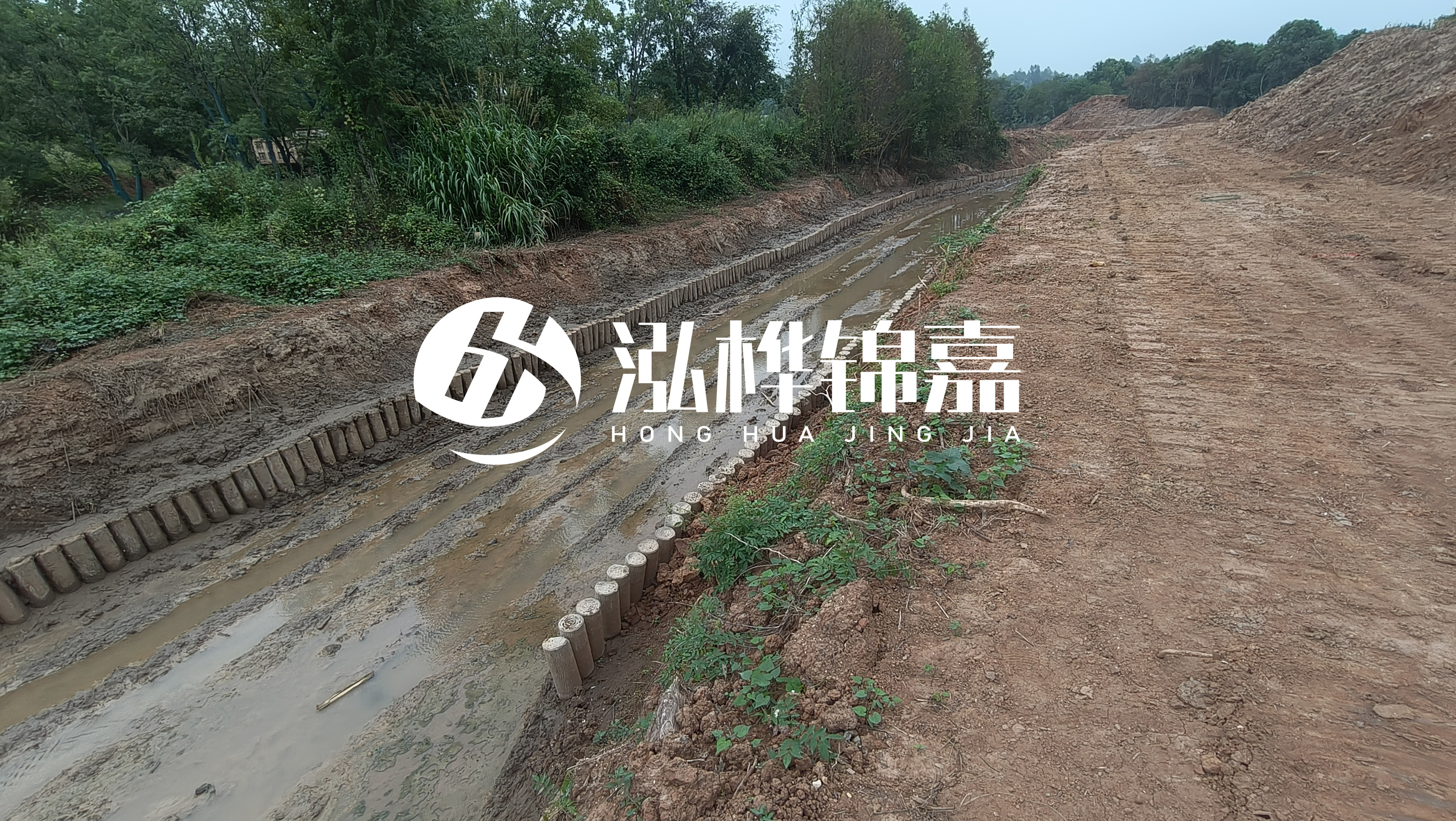 水泥仿木樁施工隊(duì)泓樺錦嘉 - 河道仿木樁的高度需要超出水位多少？